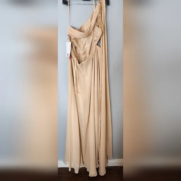 Mac Duggal FLOAT ONE SHOULDER OPEN BACK FLOWY GOWN size 12 (#39) - Picture 14 of 16